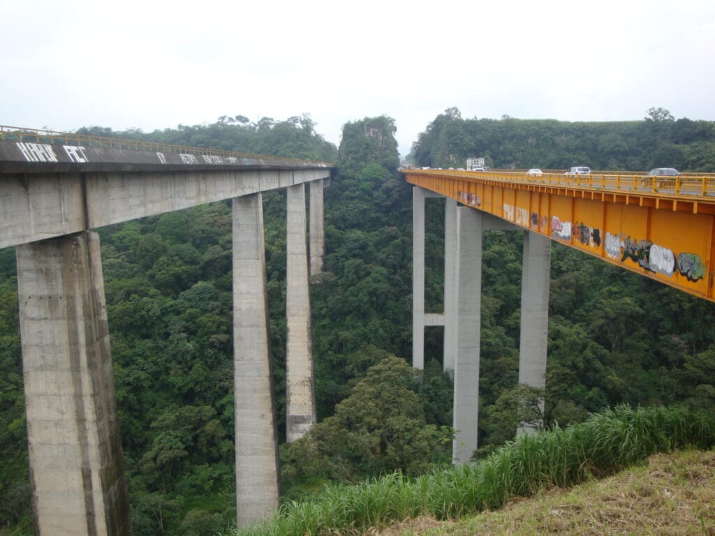 Bajo la Sombra del Vampiro: Puente de Metlac